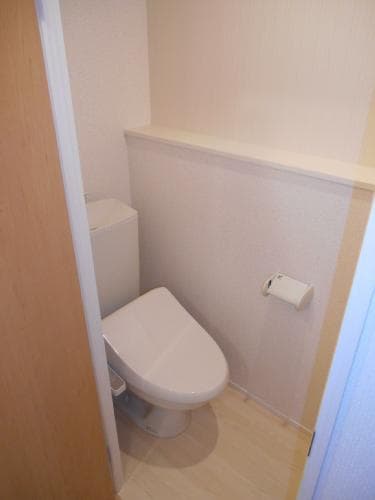 Room image 9