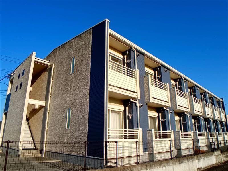 Main exterior of LEONEXT Oota Nishikan
