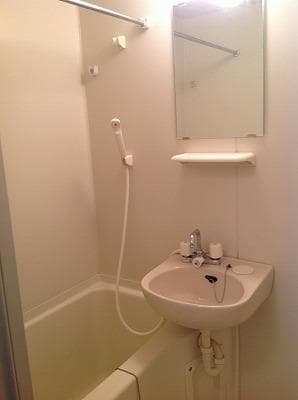 Room image 9