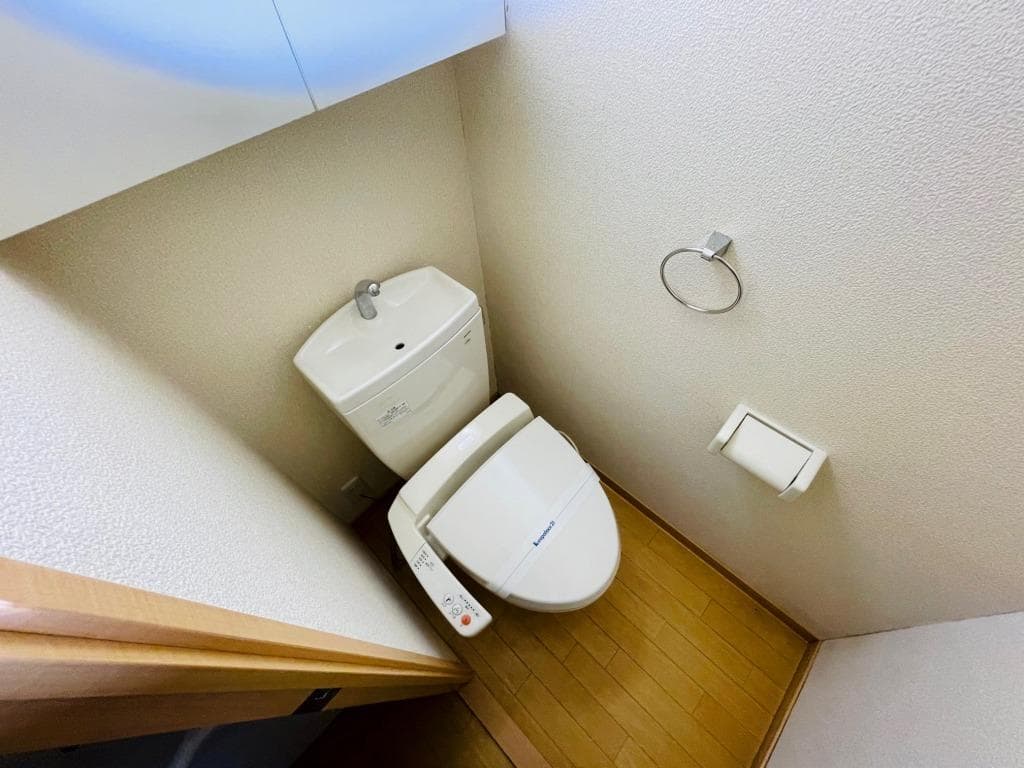 Room image 10