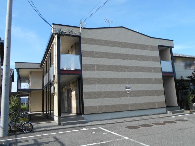 Main exterior of leopalace Aki