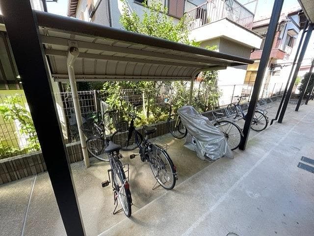 Room image 15