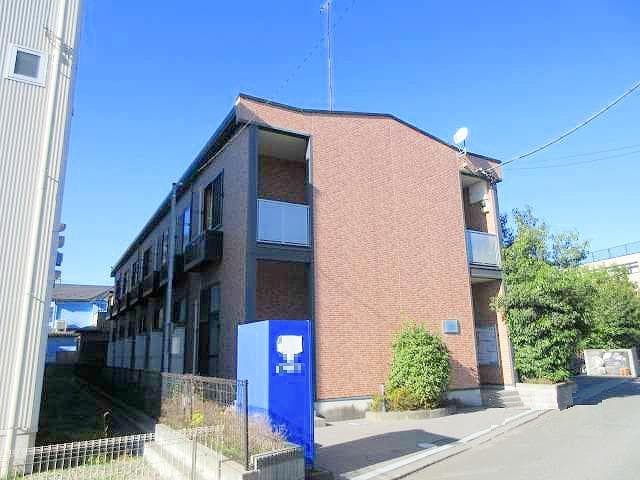 Main exterior of leopalace Hinata