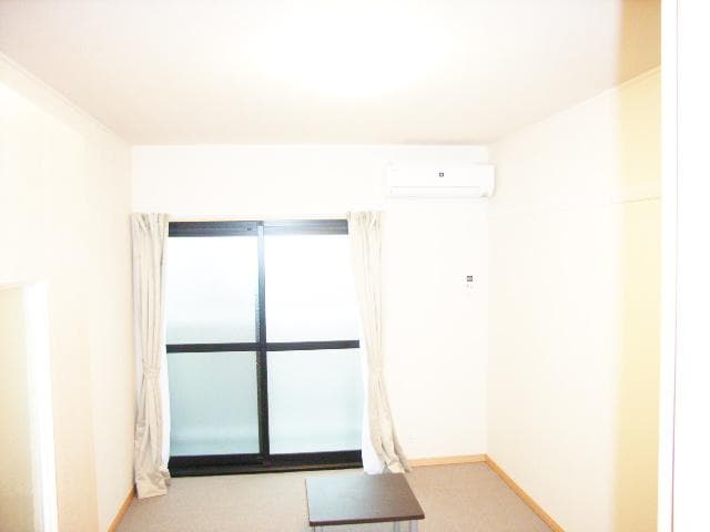 Preview interior of leopalace Kawasemi