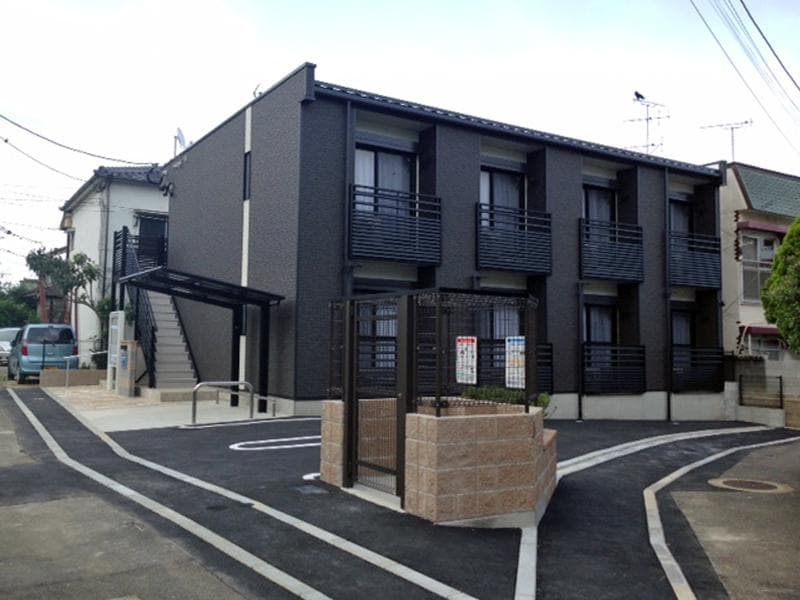Main exterior of LEONEXT Kotobukiso
