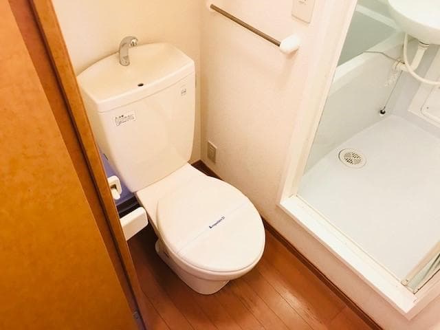 Room image 9