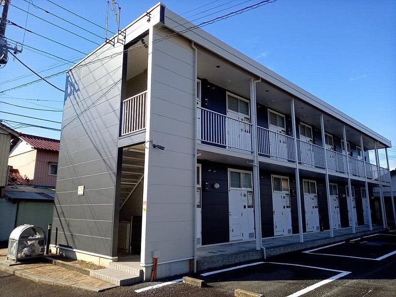 Main exterior of leopalace Jun