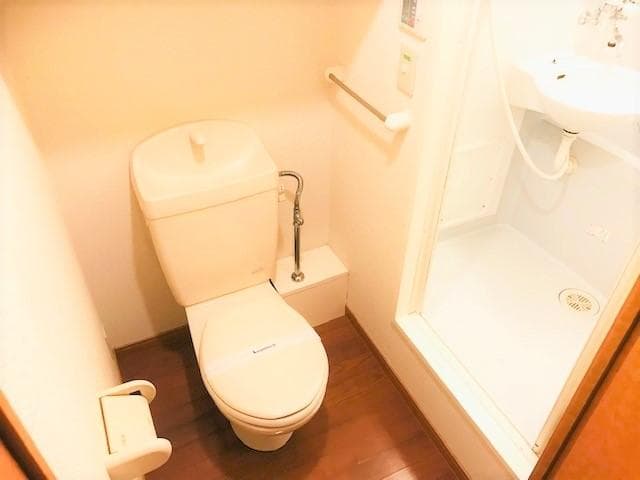 Room image 13