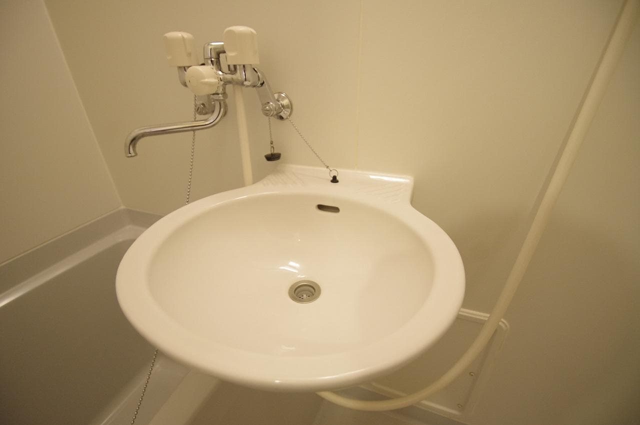 Room image 8