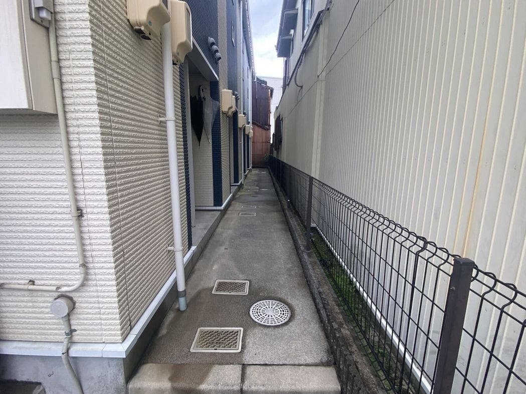 Room image 13