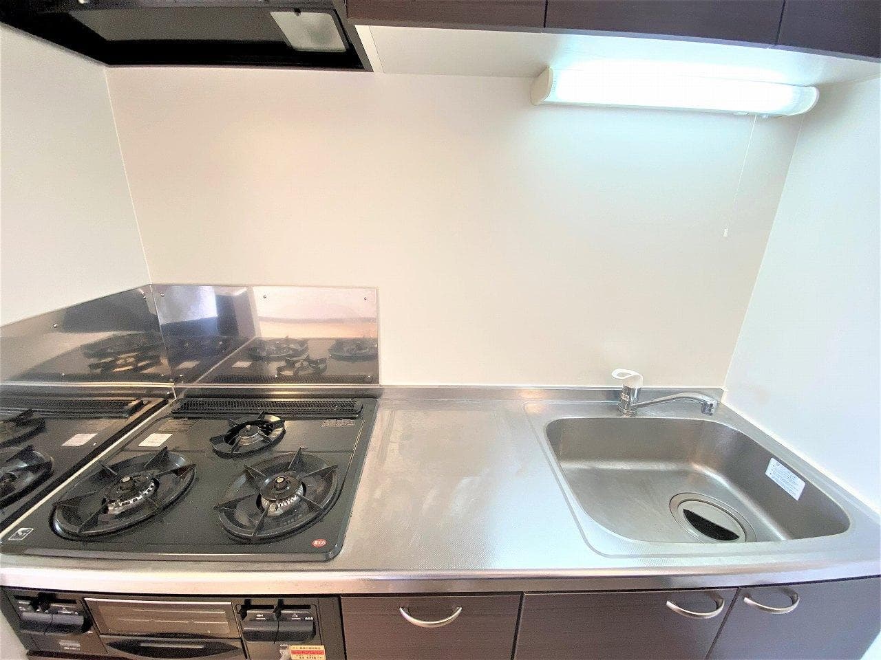 Preview interior of LEONEXT Persimmon