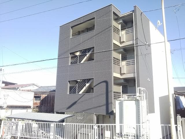 Main exterior of CLEINO Kawara Tawnee
