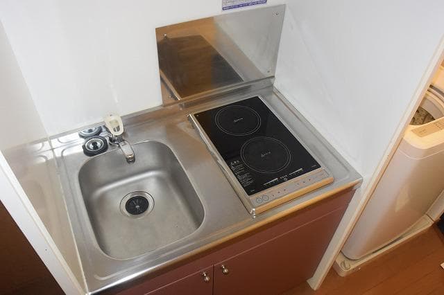 Room image 8