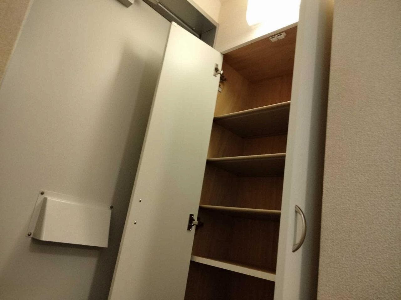 Room image 13