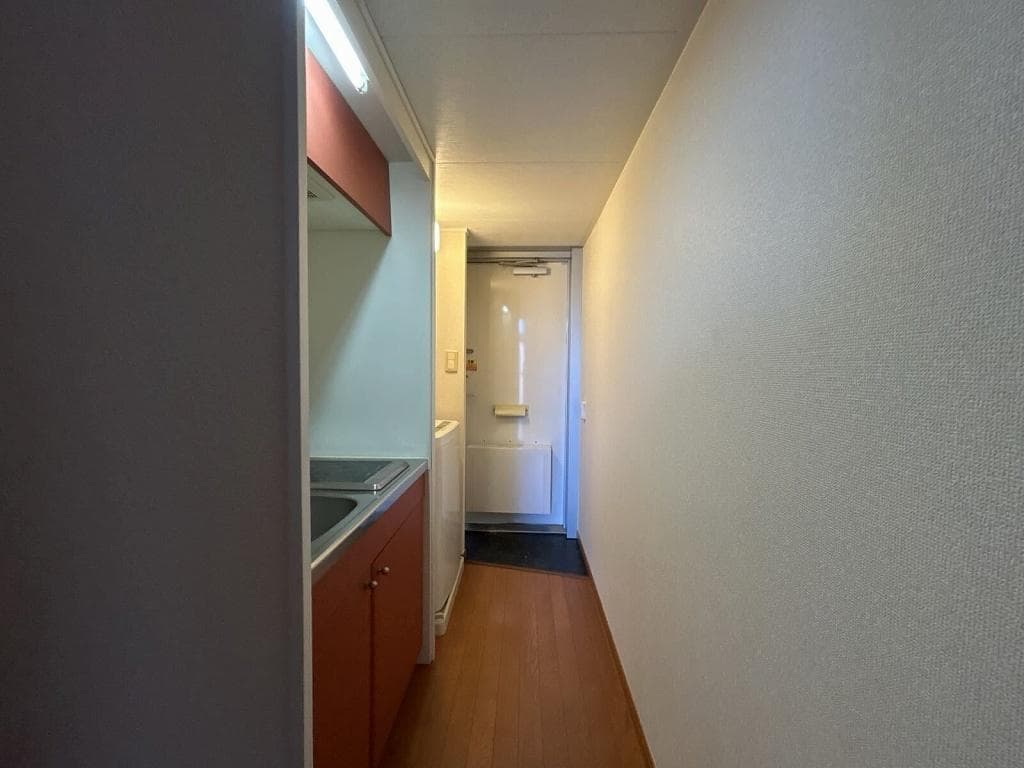 Room image 14