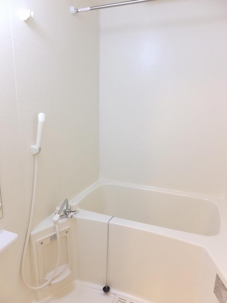 Room image 9