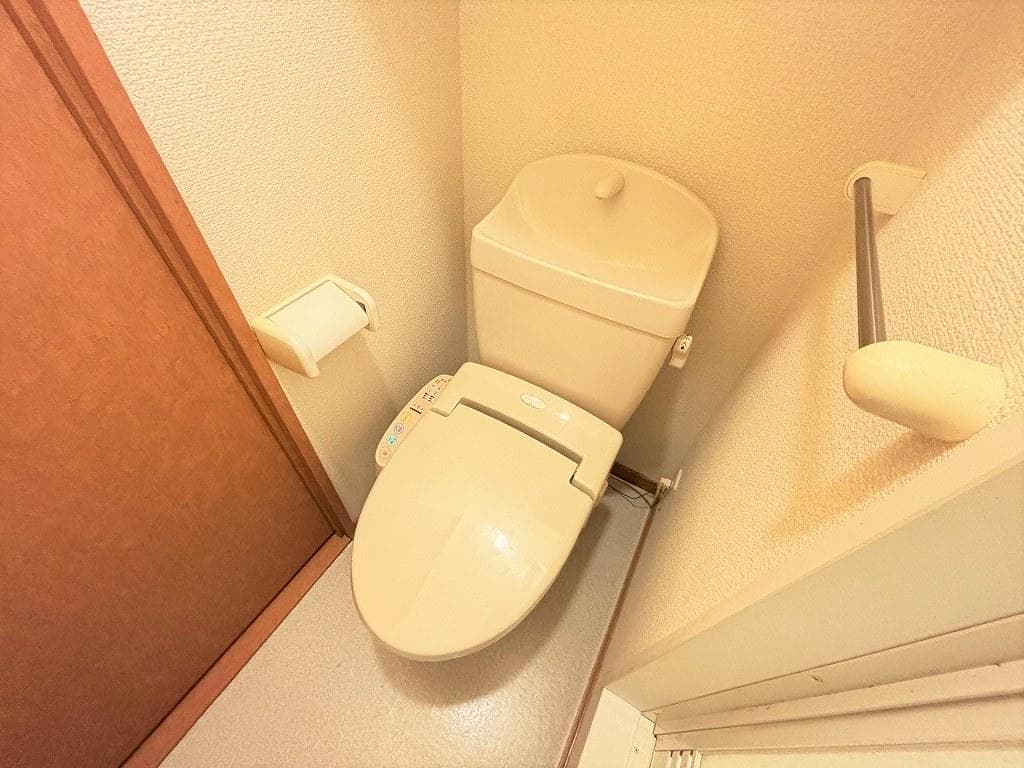 Room image 12