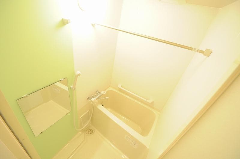 Room image 15