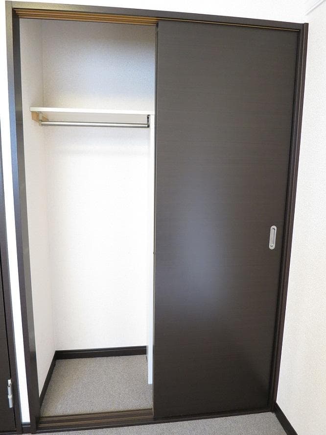 Room image 16
