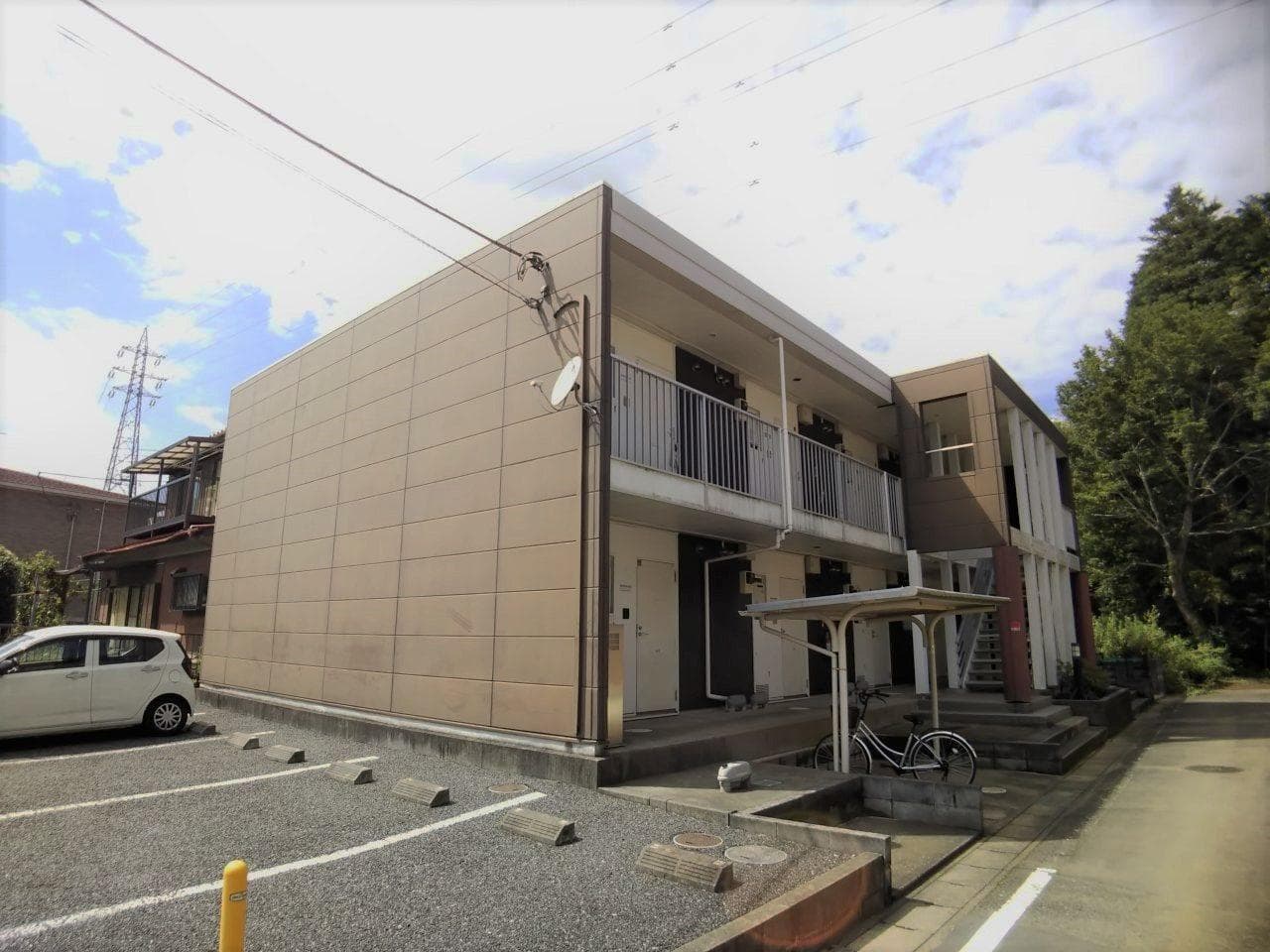 Main exterior of leopalace Zest Nishi Narita