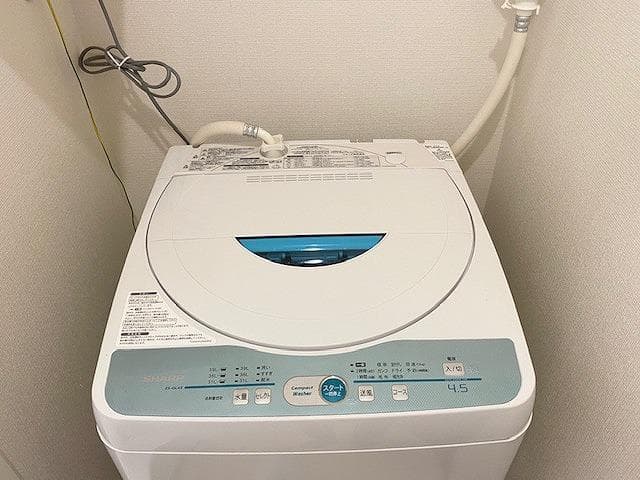 Room image 8
