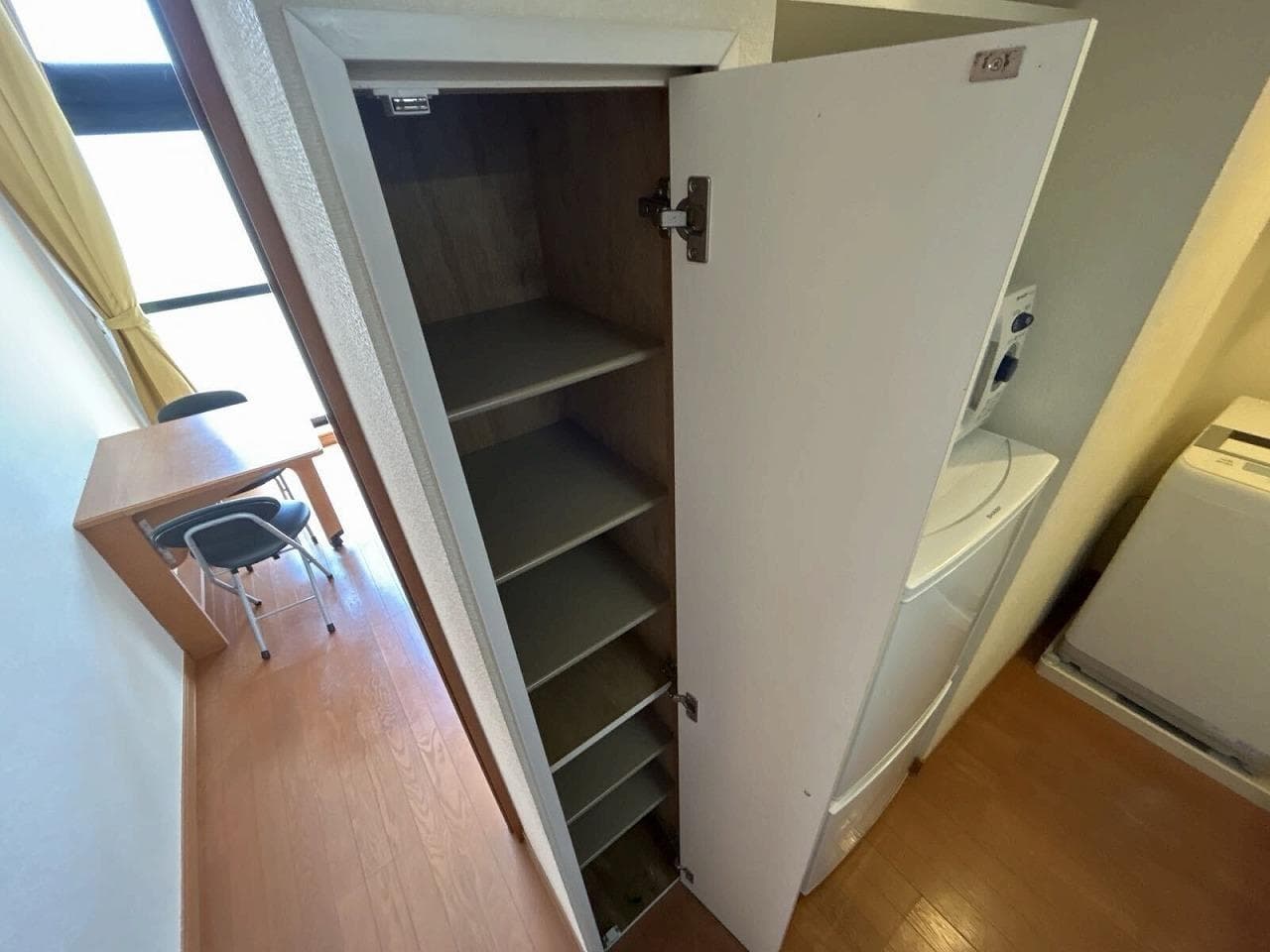 Room image 13