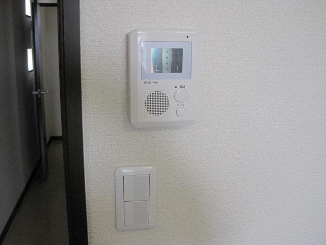 Room image 15