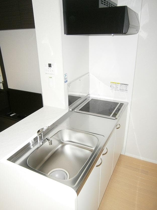 Room image 8