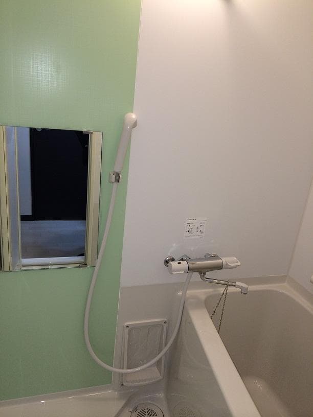 Room image 12