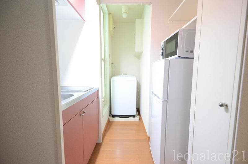 Room image 10