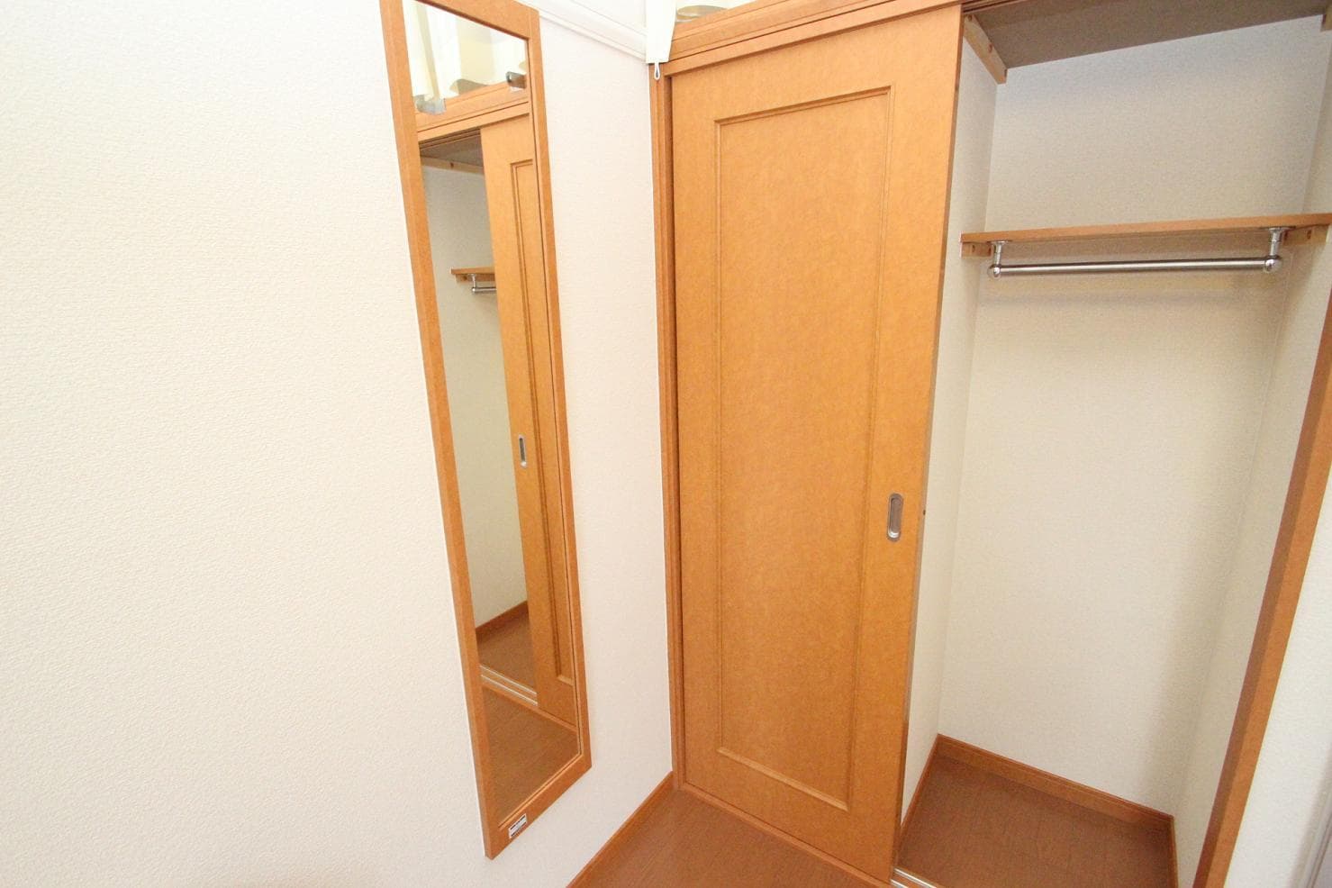 Room image 14