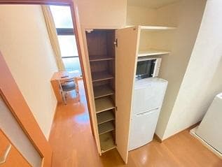 Room image 13