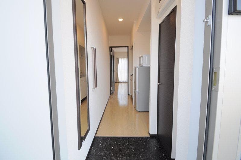 Room image 8