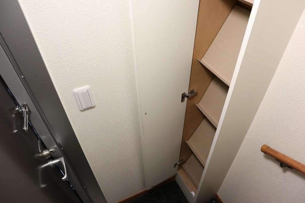 Room image 8