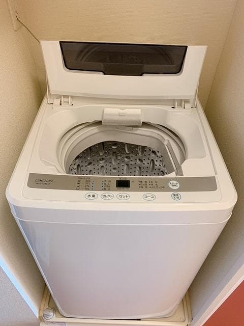 Room image 11