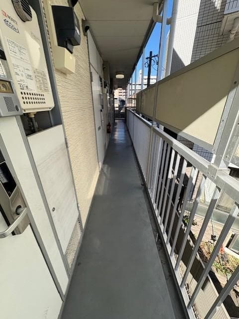 Room image 13