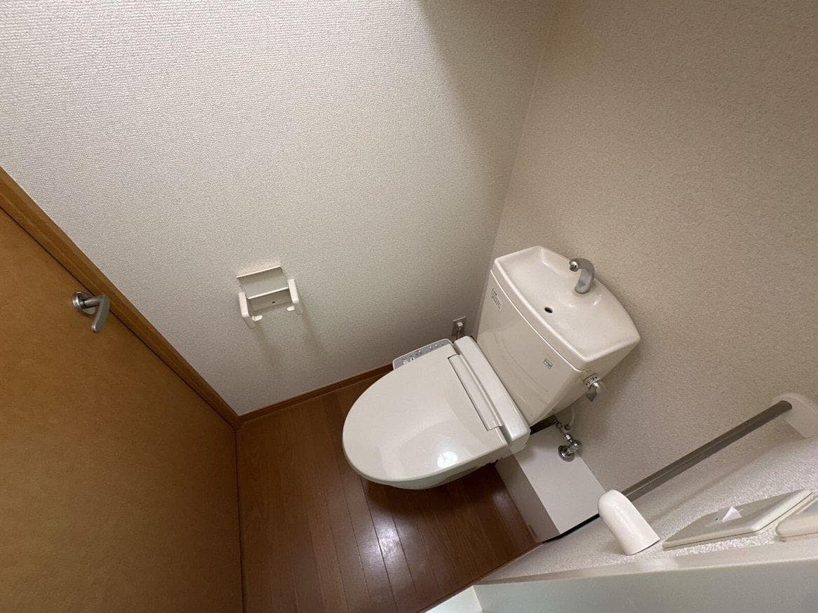 Room image 9