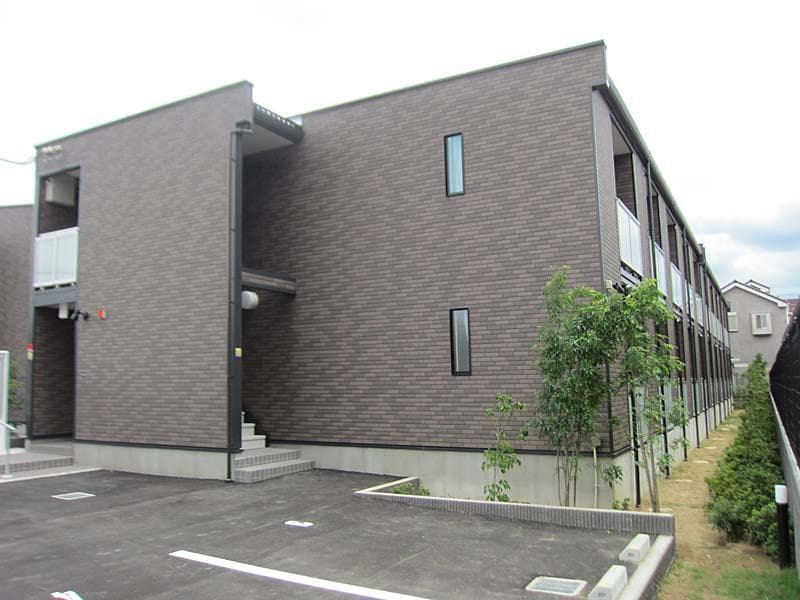 Main exterior of LEONEXT Miyabi I
