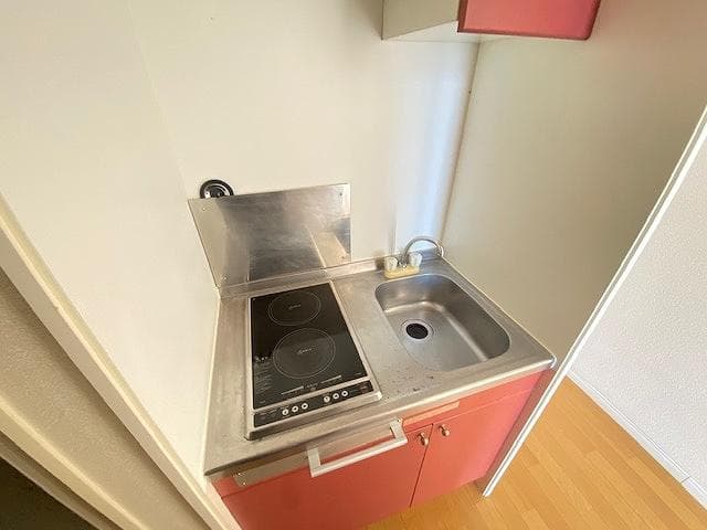 Room image 11
