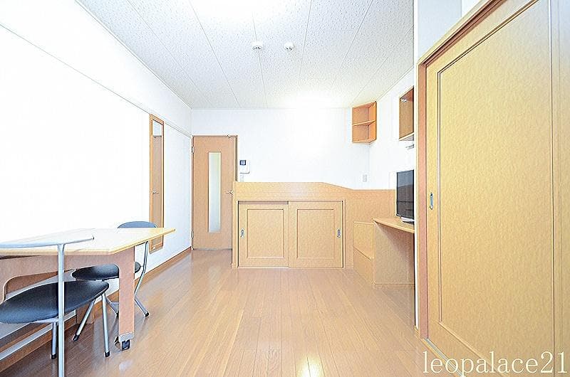 Room image 14