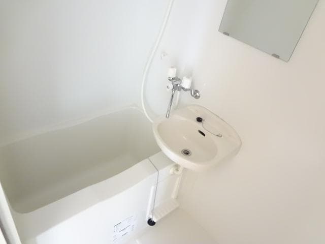 Room image 14