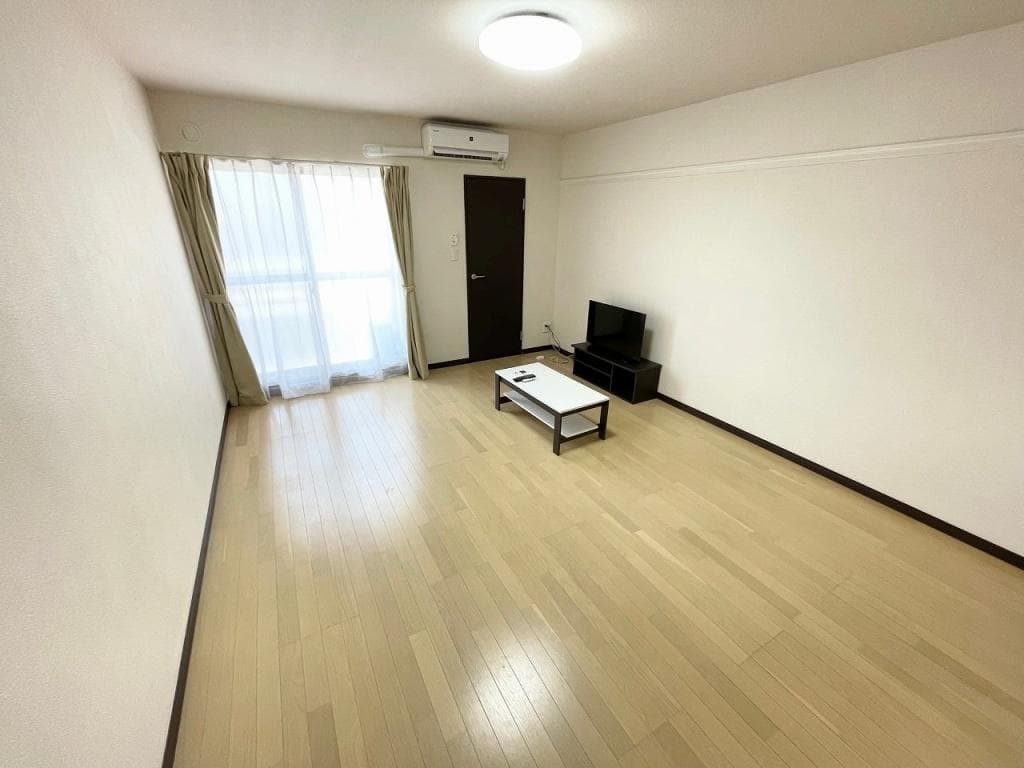Preview interior of LEONEXT Nagomi