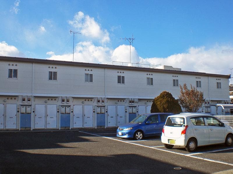 Main exterior of leopalace Claire