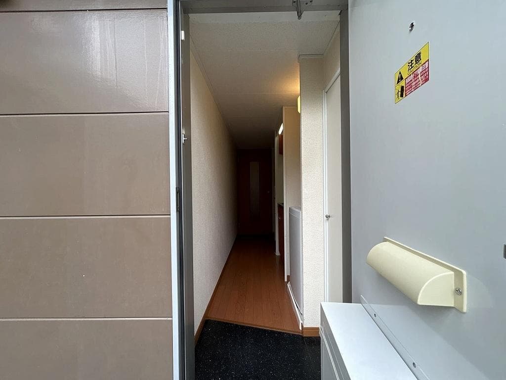 Room image 14