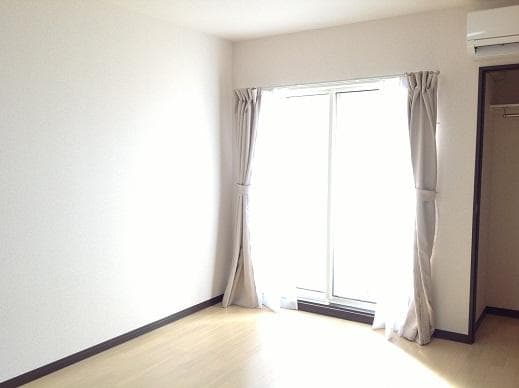 Room image 16
