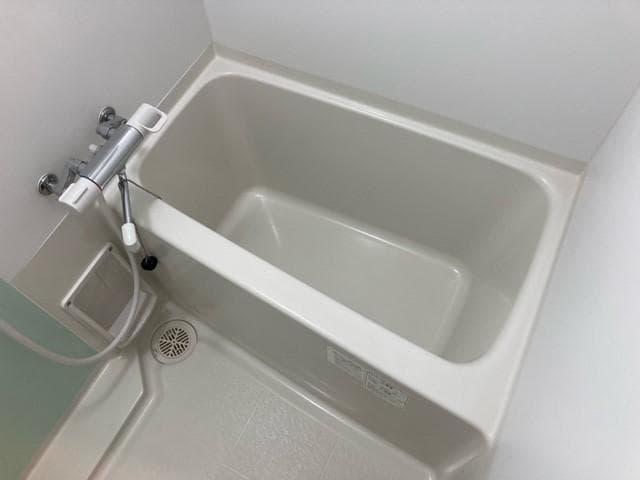 Room image 8