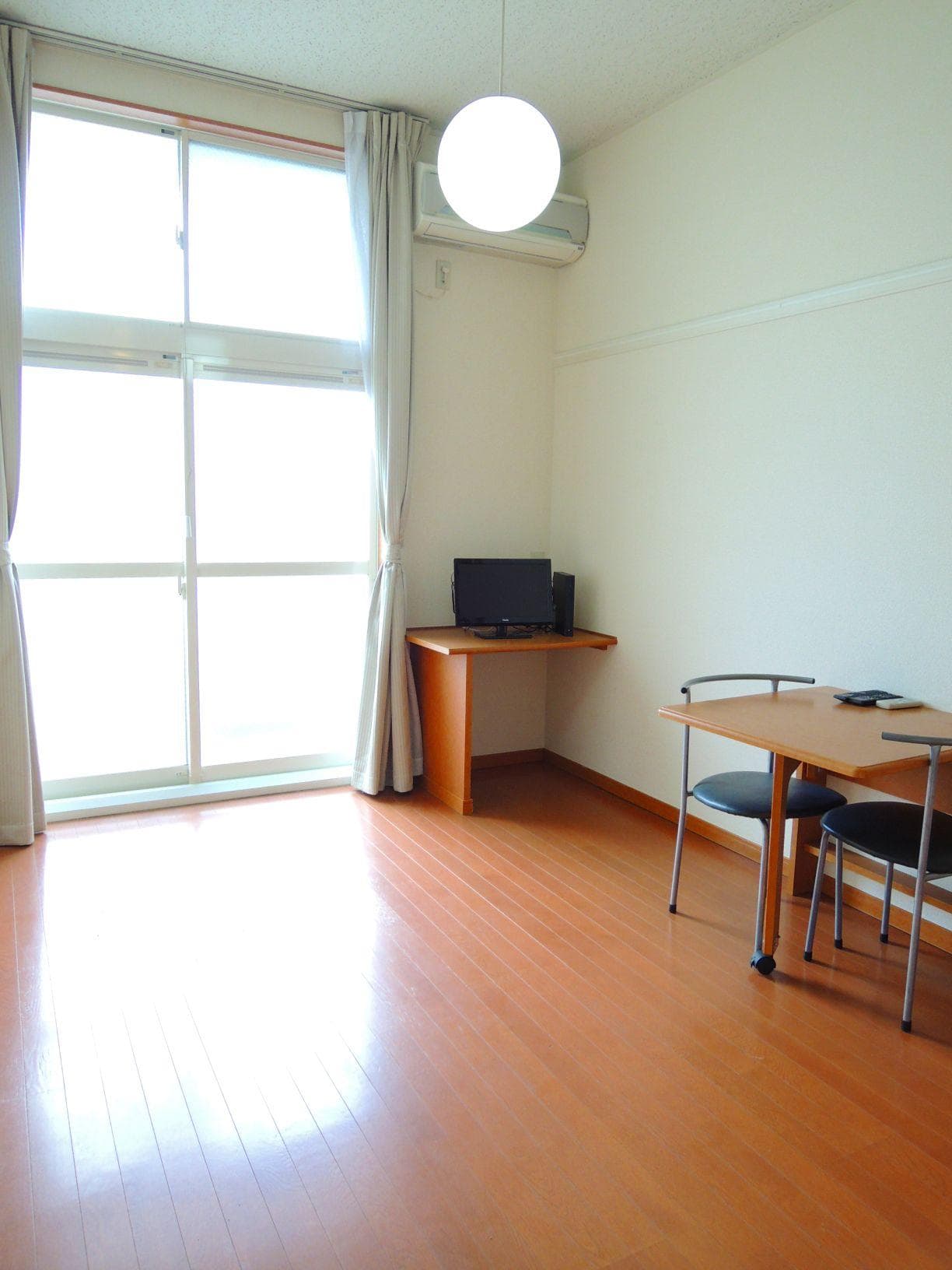 Preview interior of leopalace Azumiru