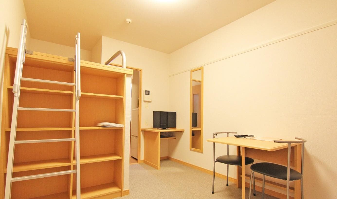 Room image 9
