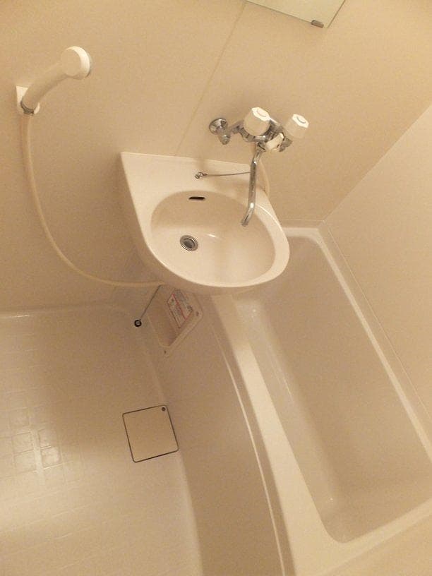 Room image 12