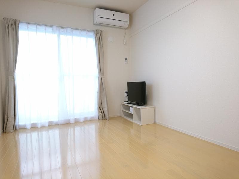 Preview interior of CLEINO MIYABI